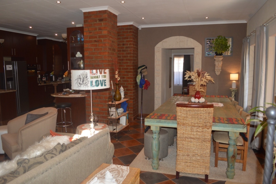 4 Bedroom Property for Sale in Doringkruin North West